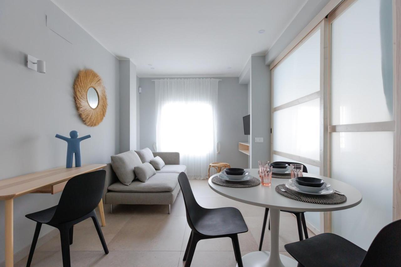 Apartment Elegant 2 Bedrooms Flat 5 Minutes From The Sea & Free Parking